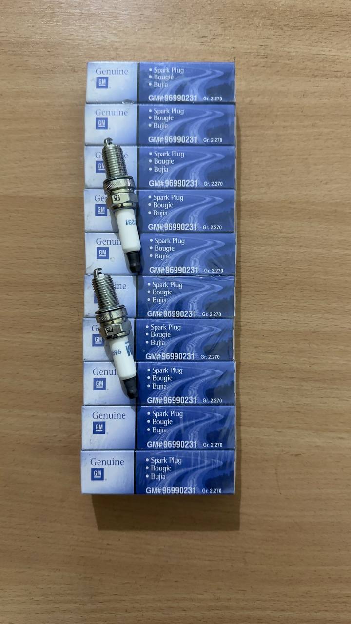 Свеча зажигания GM Gentra, Cobalt, Nexia-R3, Spark №96990231